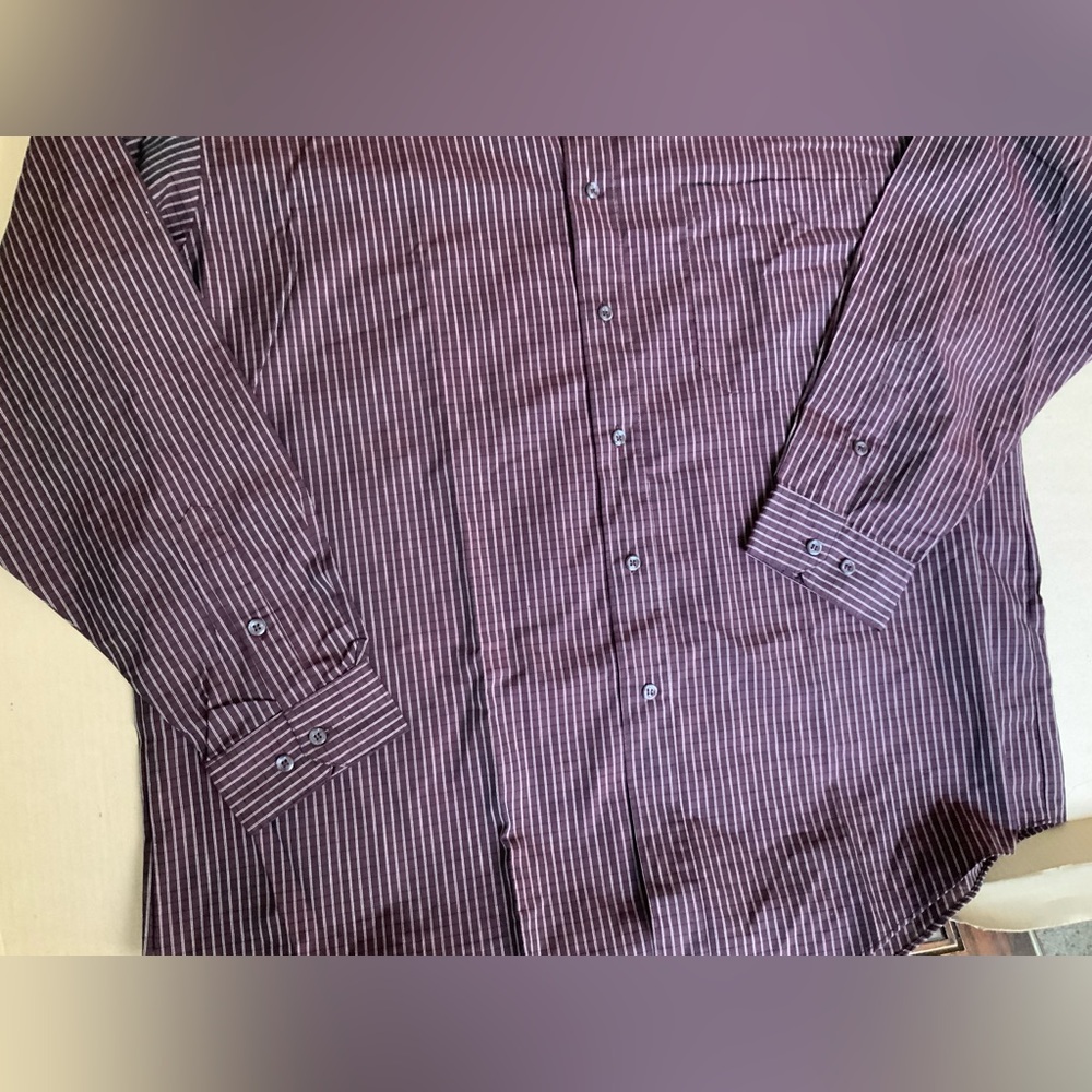 VINTAGE MENS DRESS SHIRT. NOS. - Picture 2 of 9